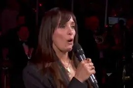 金年会登陆-加拿大人城队力挽狂澜，豪取胜利欢呼的简单介绍