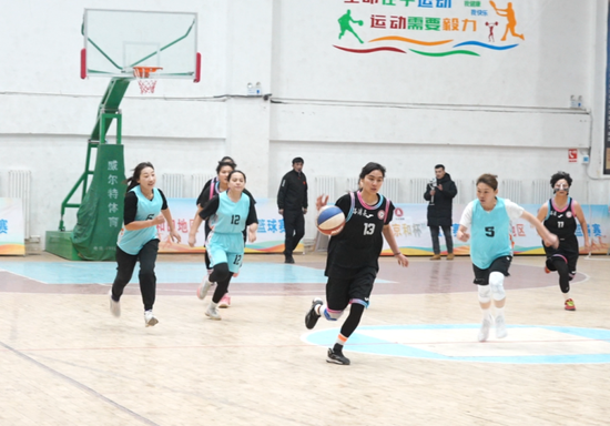 球队积极备战,赛场竞技风采绽放的简单介绍 球队积极备战,赛场竞技风采绽放的简单介绍