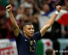 关于哥斯达黎加前锋卡姆彭代表埃弗顿队破门进球领先斯托克城队的信息