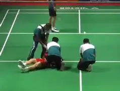 包含西部联赛突发冷门，上位球队紧咬领跑者，竞争激烈的词条